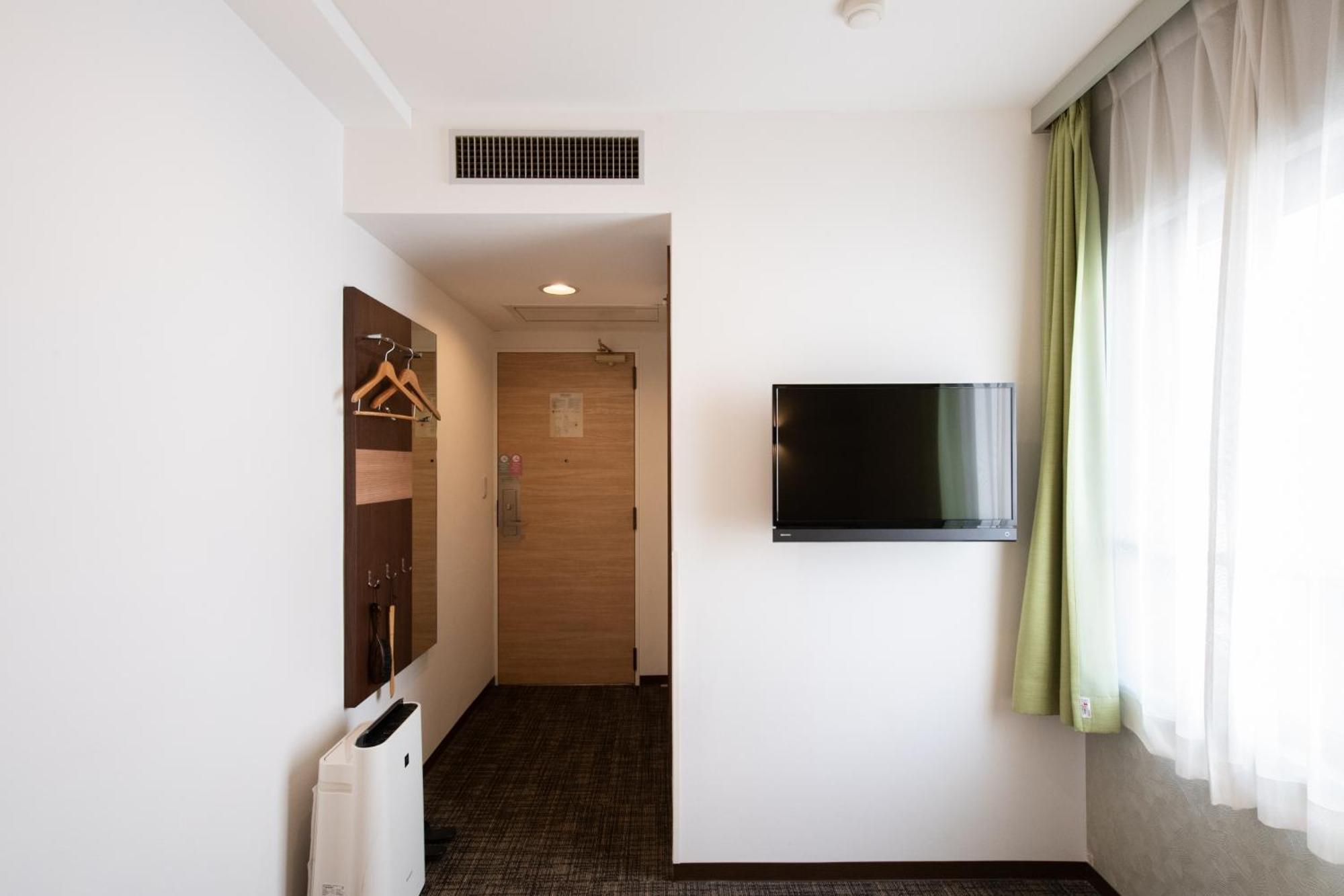 Ueno First City Hotel Tokyo Bagian luar foto