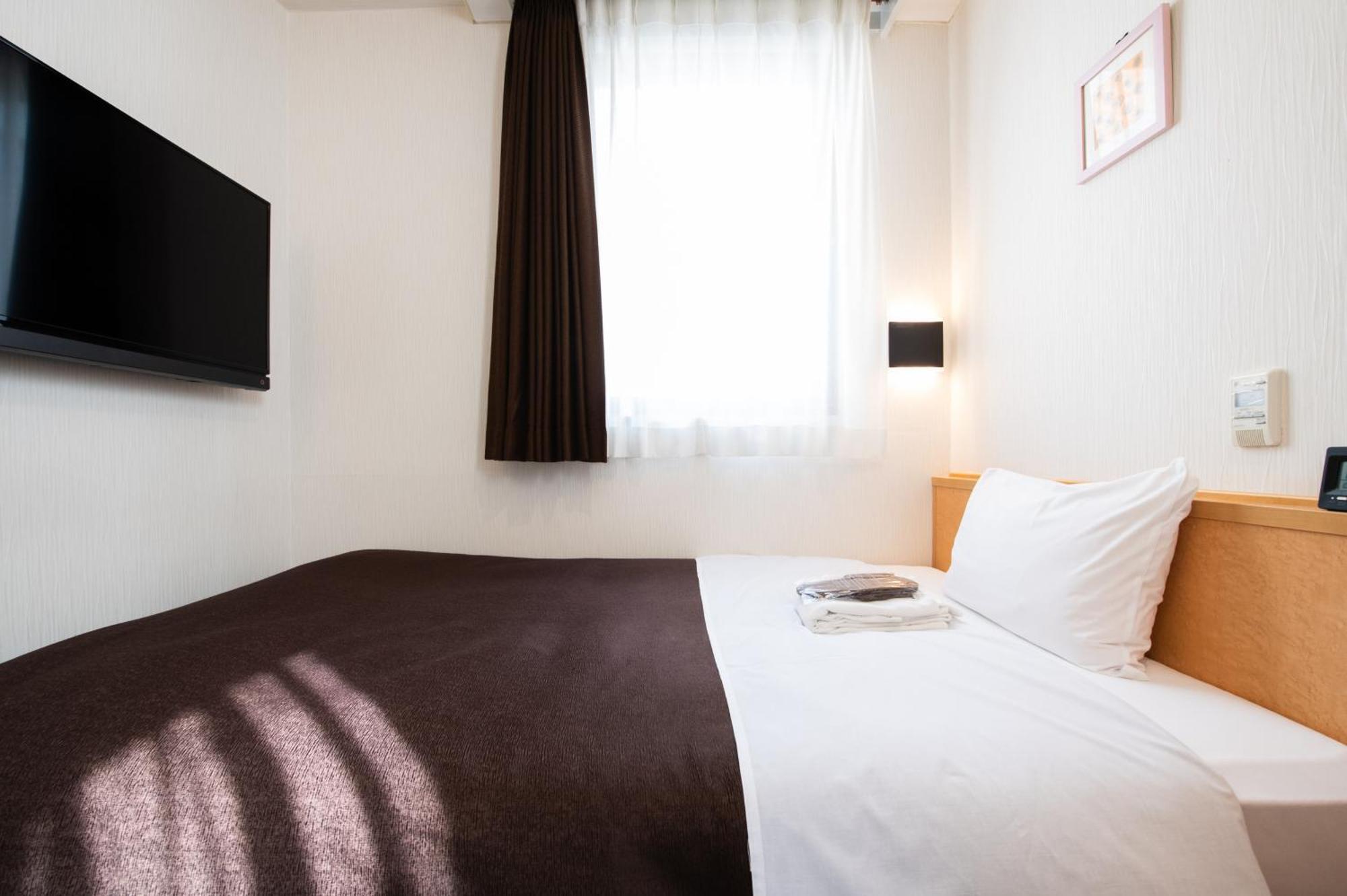 Ueno First City Hotel Tokyo Bagian luar foto