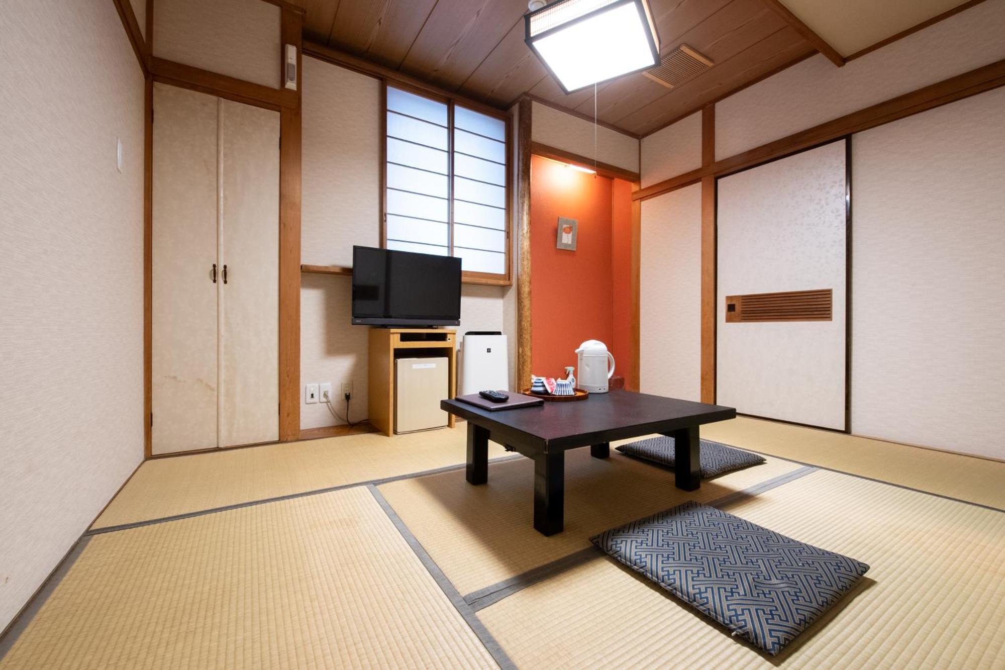 Ueno First City Hotel Tokyo Bagian luar foto