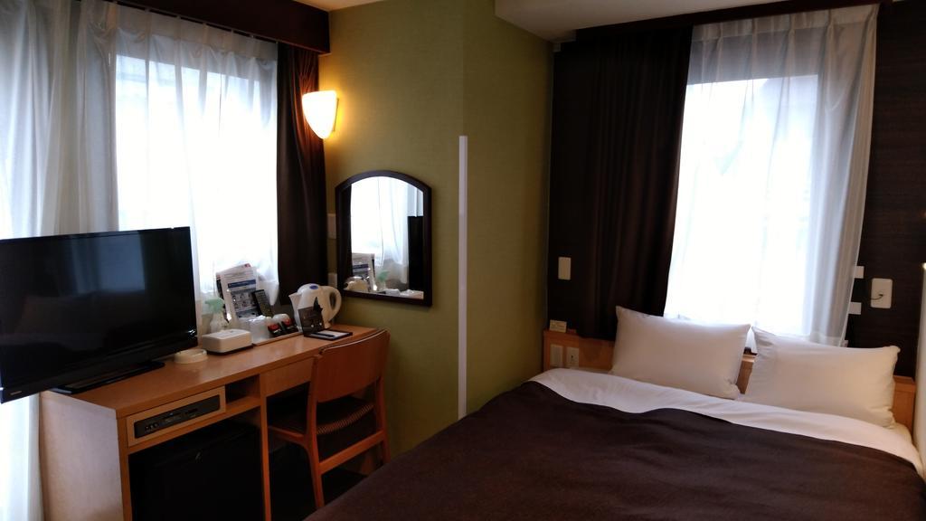 Ueno First City Hotel Tokyo Bagian luar foto