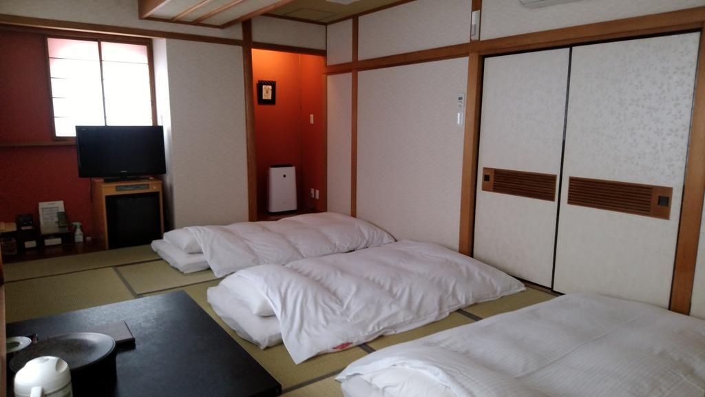 Ueno First City Hotel Tokyo Bagian luar foto