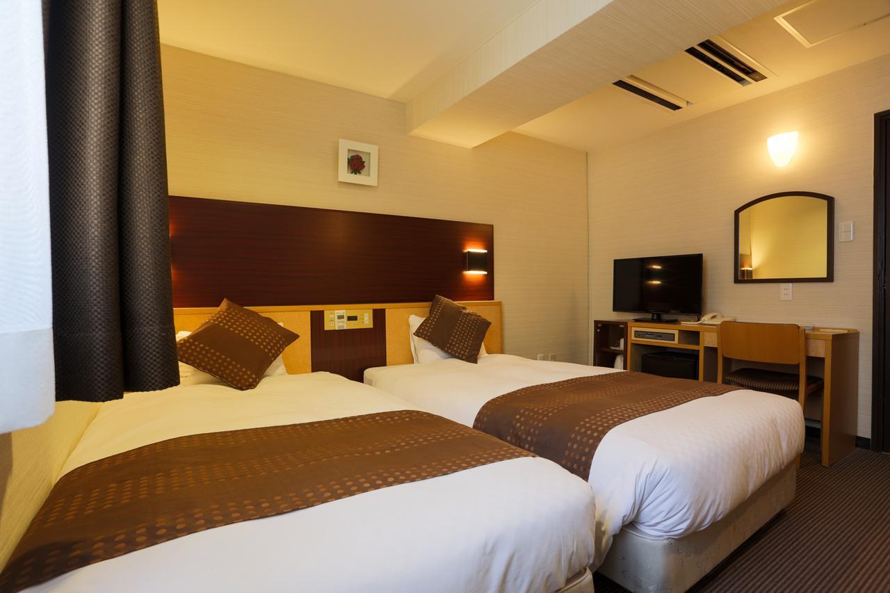 Ueno First City Hotel Tokyo Bagian luar foto