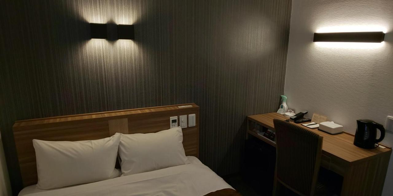 Ueno First City Hotel Tokyo Bagian luar foto