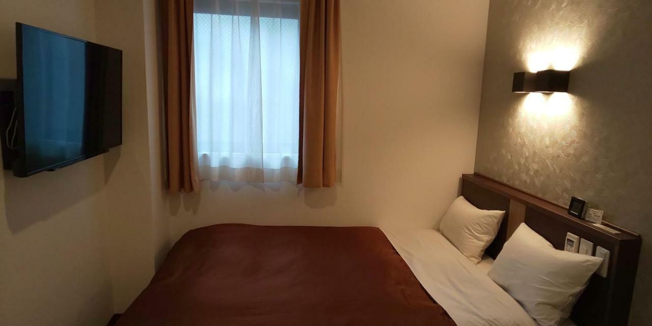 Ueno First City Hotel Tokyo Bagian luar foto