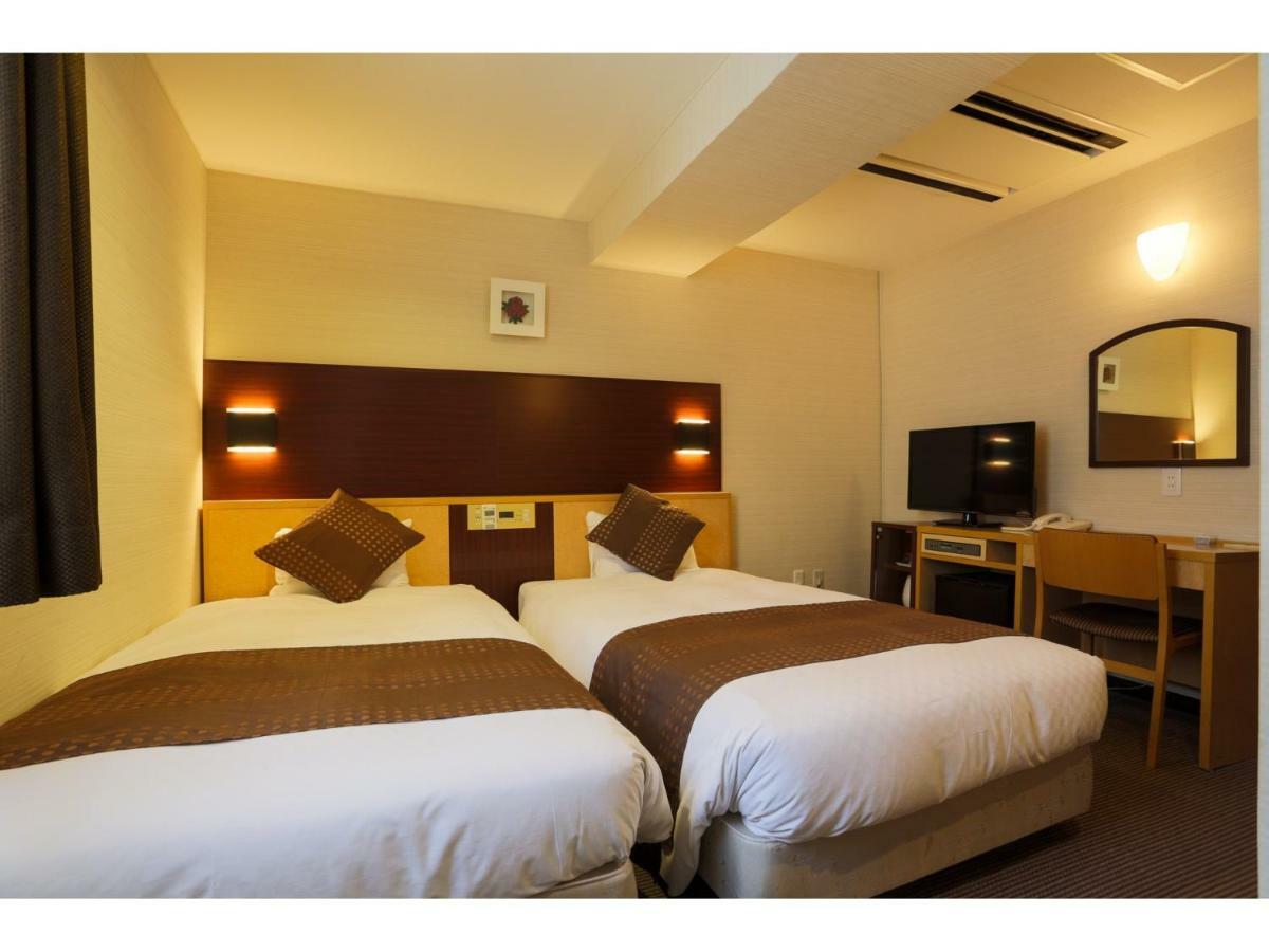 Ueno First City Hotel Tokyo Bagian luar foto